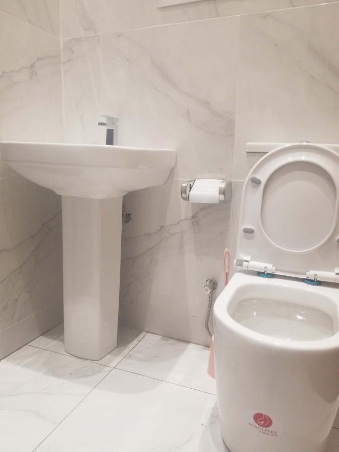 House X Hotell Abuja Eksteriør bilde