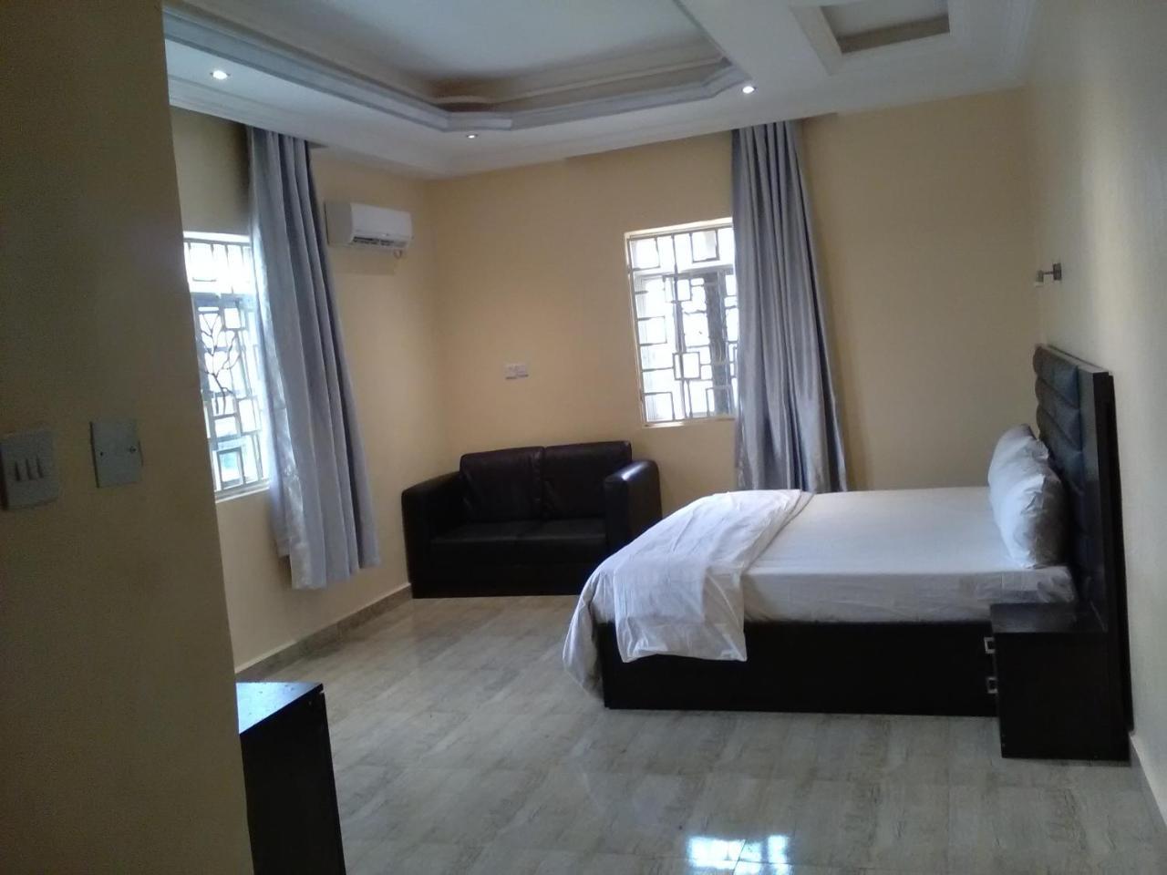 House X Hotell Abuja Eksteriør bilde