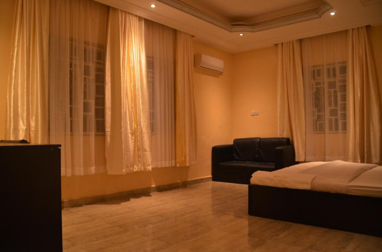 House X Hotell Abuja Eksteriør bilde