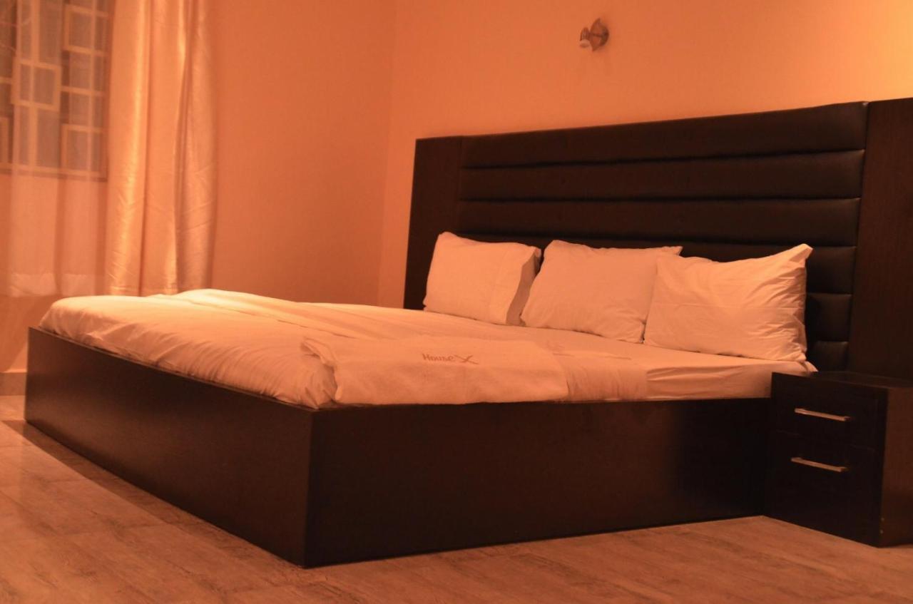 House X Hotell Abuja Eksteriør bilde