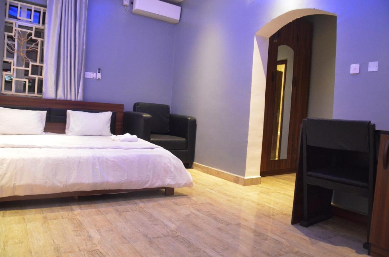 House X Hotell Abuja Eksteriør bilde