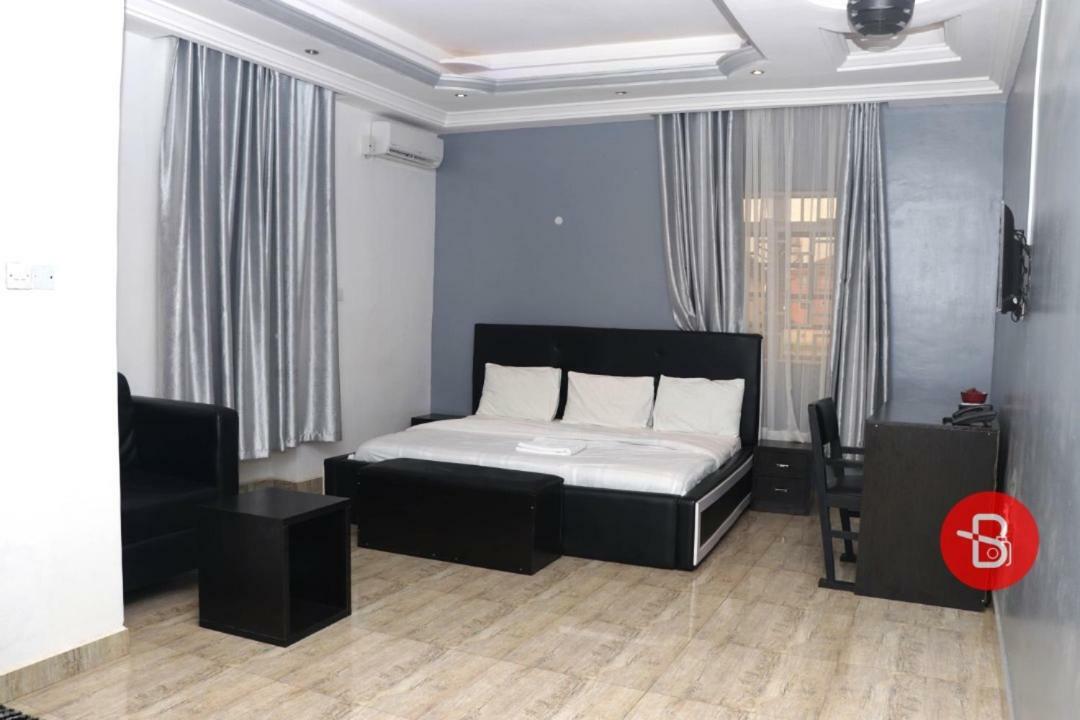 House X Hotell Abuja Eksteriør bilde